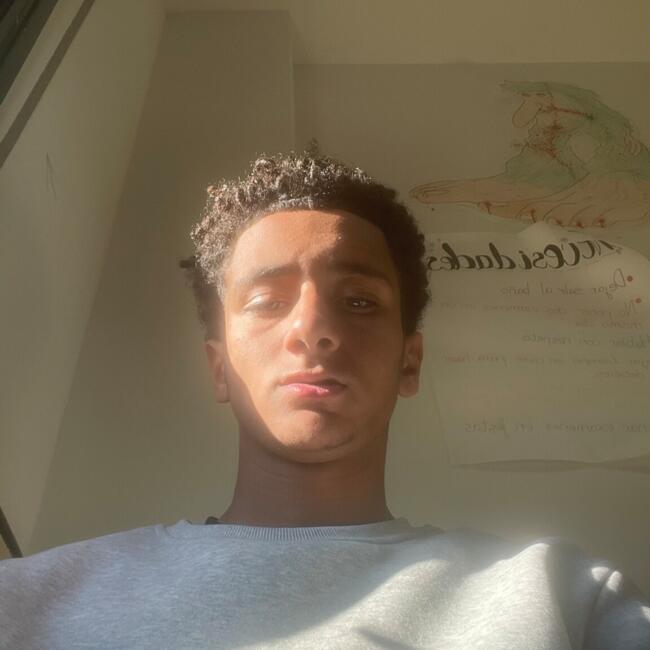 Canguro en Fuengirola: Yehia