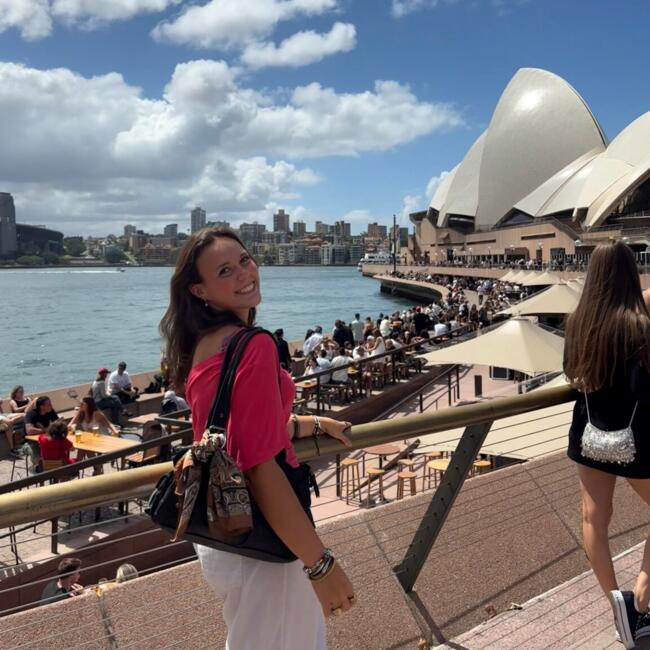 Babysitter in Sydney: Louisa