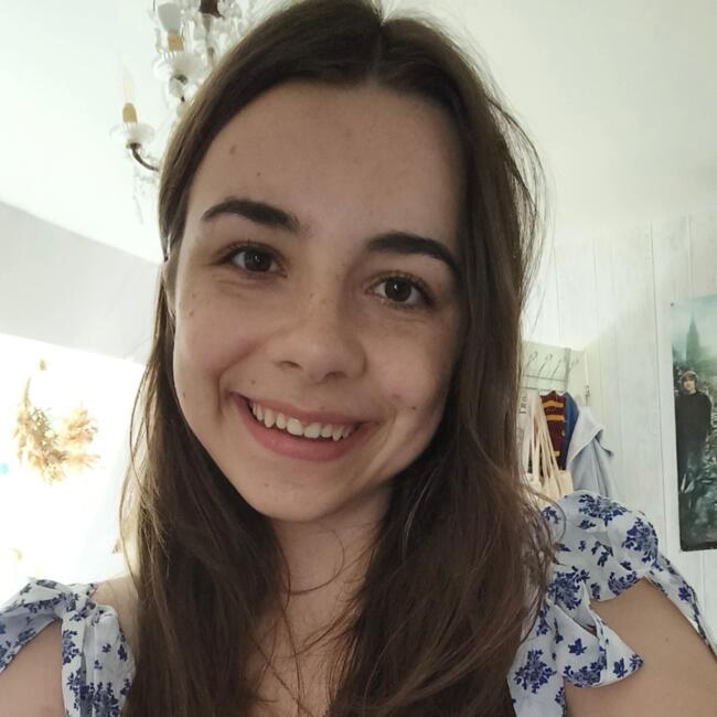 Babysitter in Caen: Malia