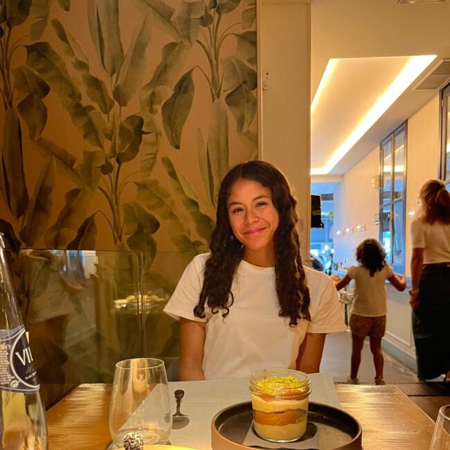 Babysitter in Collex: Thaïs