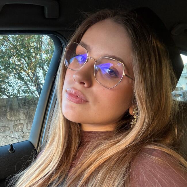 Babysitter in Maia: Maria