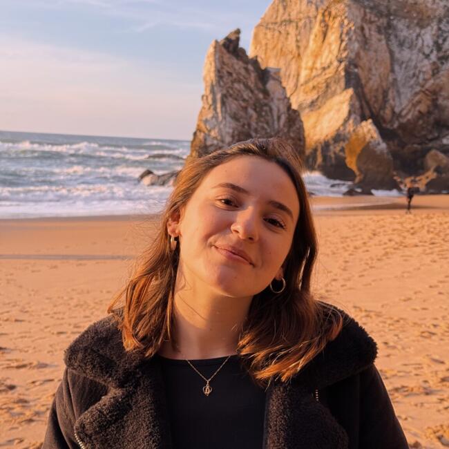 Babysitter in Amadora: Daniela