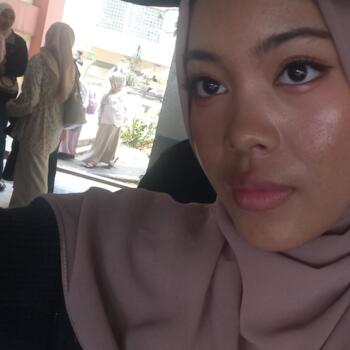 Babysitter in Jakarta: Farida