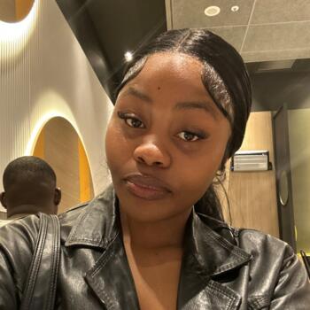 Babysitter Kempton Park: Masego
