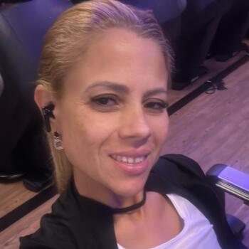 Babysitter Osasco: Michelle