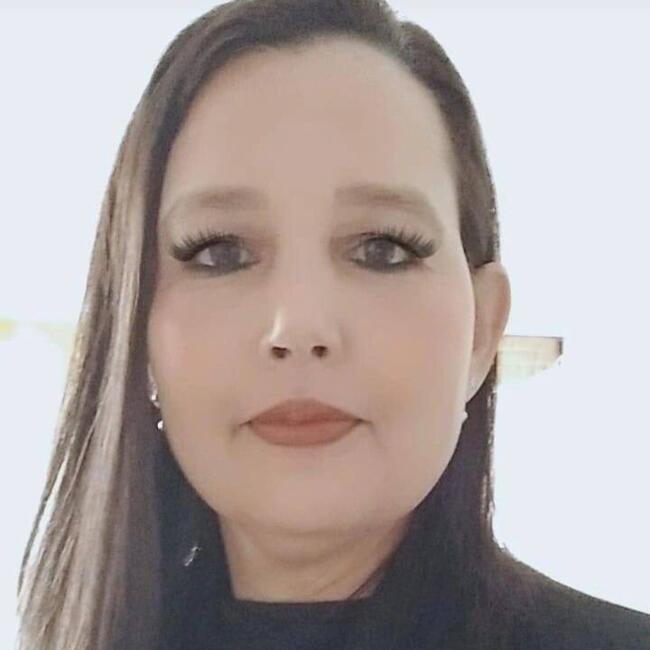 Babysitter in São José dos Campos: Lu