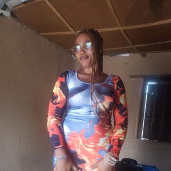 Babysitter Aba: CHINYERE FLORENCE