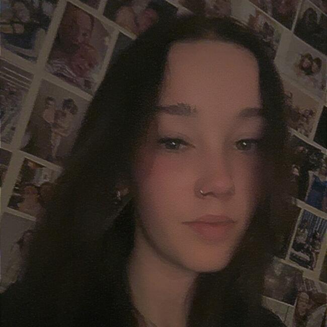 Babysitter in Darlington: Caitlyn Cottam