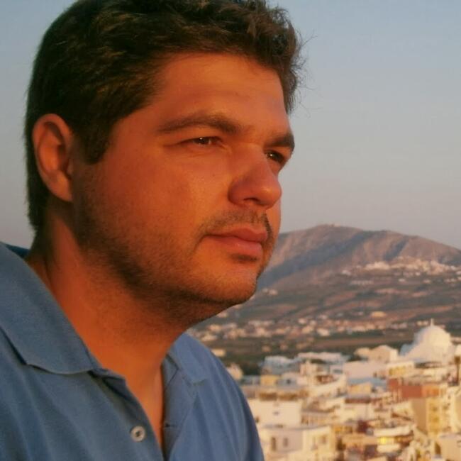 Δουλειά για babysitter στην περιοχή Καρδίτσα: Χρηστος