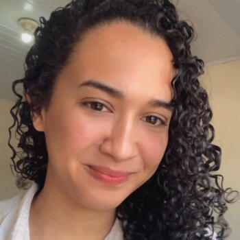 Babysitter in Vila Velha: Ciara barcelos