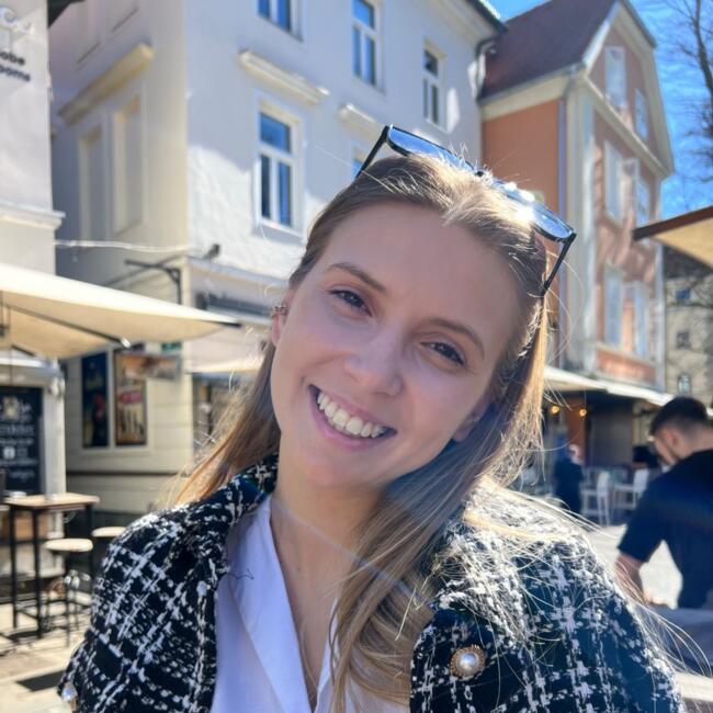 Babysitter in Ljubljana: Maruša