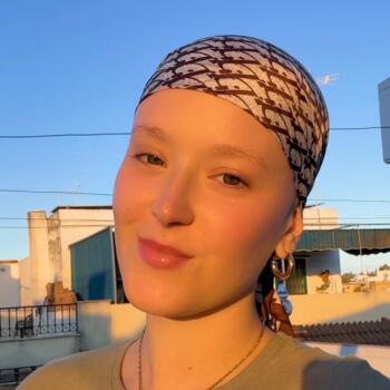 Nanny in Coria del Río: Iara