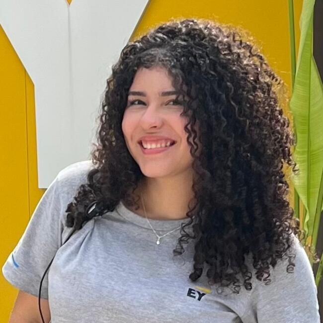 Babysitter in Ananindeua: Camila