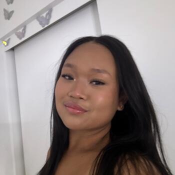 Babysitter Phoenix: Dija Claire