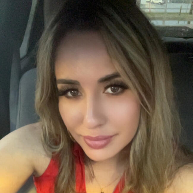 Babysitting job in Fort Worth: Ana
