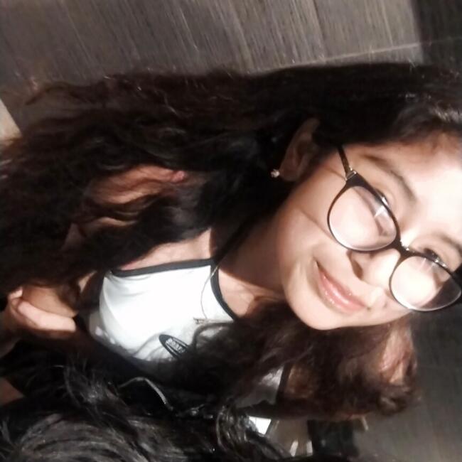 Babysitter in Comas (Departamento de Lima): April Delgado