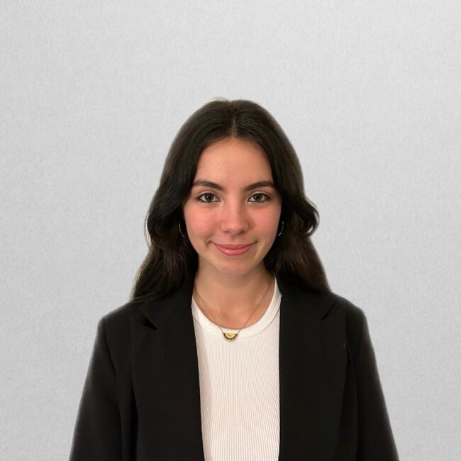 Babysitter in Melbourne: Alexane