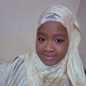 Babysitter Namur: Mira