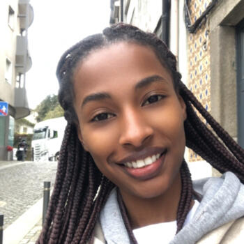 Babysitter in Vila Nova de Gaia: Maria isabel