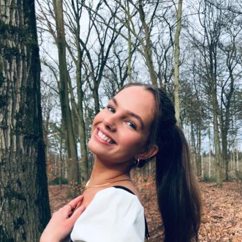 Oppas in Enschede: Stella