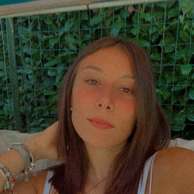 Babysitter in Muggiò: Alyssa