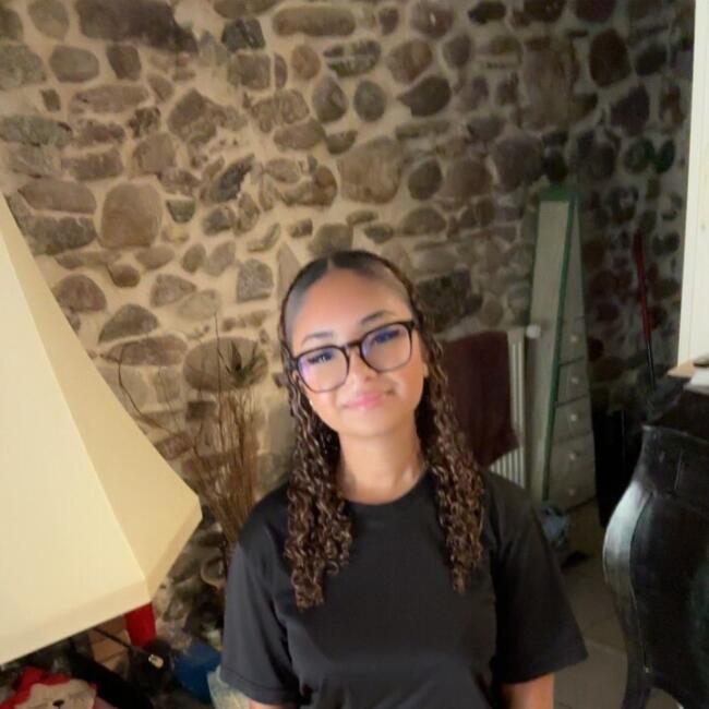 Baby-sitter à Vétraz-Monthoux: Kina