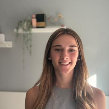 Niñera Vilanova del Camí: Xenia Vazquez