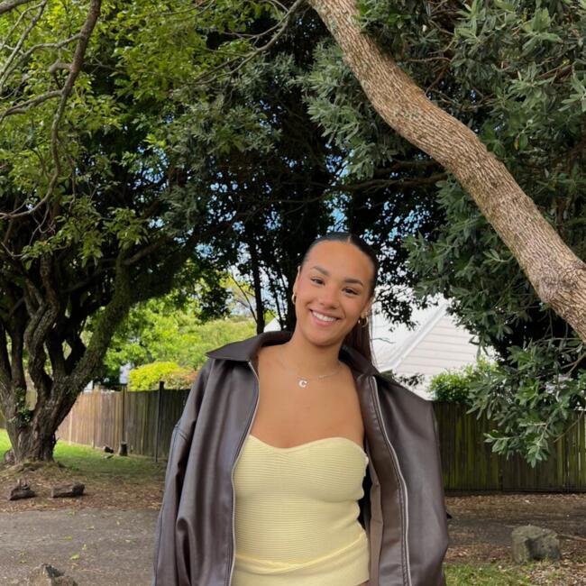 Babysitter in Auckland: Carme Traore Giralt