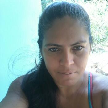 Babysitter in Panama City: Anais Aracelly
