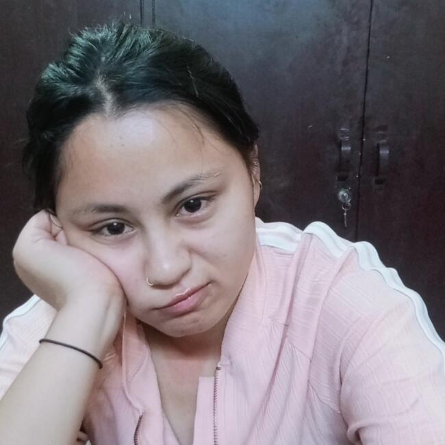 Babysitter in Noida: Diksha