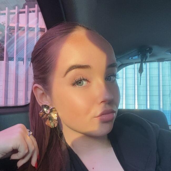 Babysitter in Tourcoing: Emy