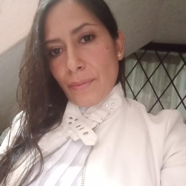Babysitter in Quito: Paola Portilla