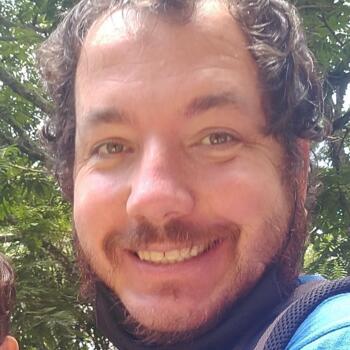 Emprego de babá em Vinhedo: emprego de babá Gustavo