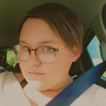 Babysitter in Brain-sur-Longuenée: Chloé