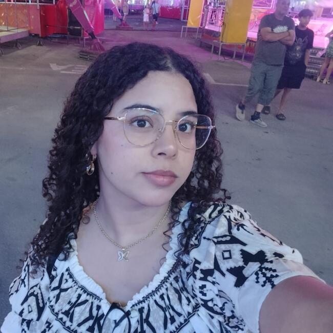 Canguro en Almería: Nassima