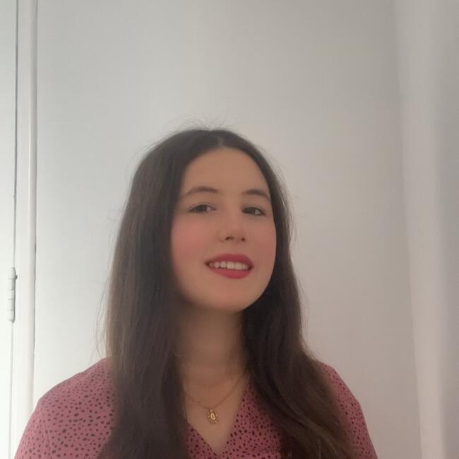 Babysitter em Coimbra: Davinia