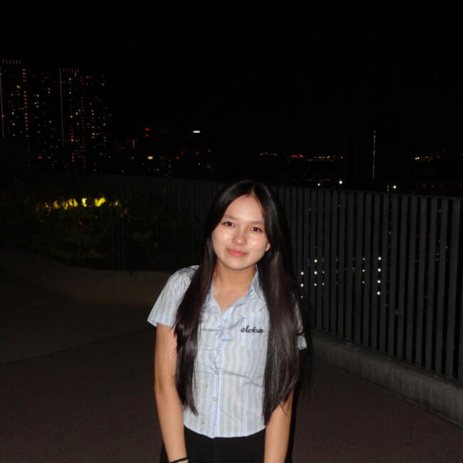 Babysitter in Singapore: Rachel