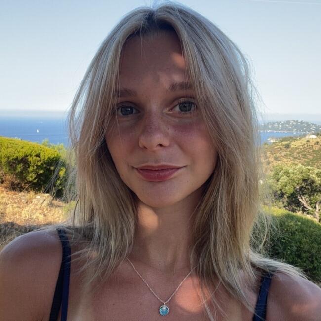 Babysitter in Dijon: Marie