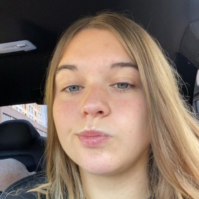Babysitter in Lede: Yliana