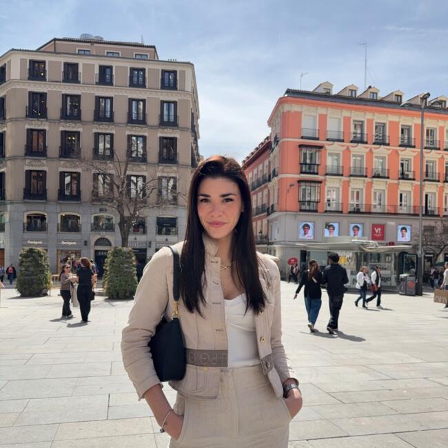 Babysitter in Madrid: Andrea Ruiz