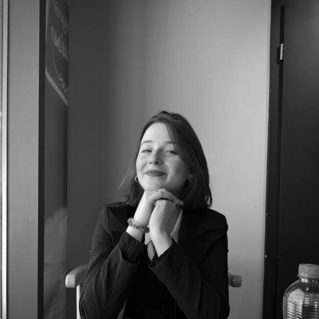 Babysitter in Neufchâteau: Lise Marie