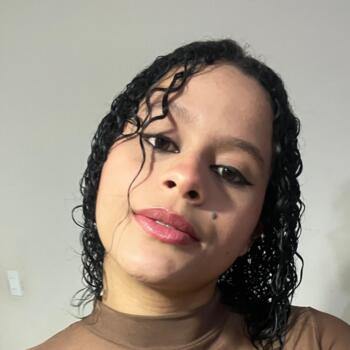 Babá em Eunápolis: Giselly