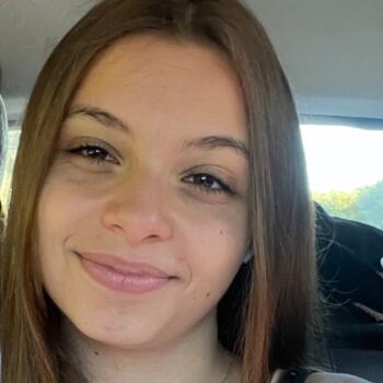 Babysitter in Mont-de-Marsan: Melanie