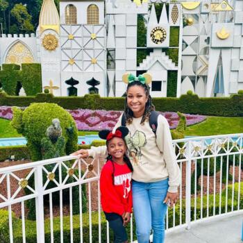 Babysitting job in Aurora: babysitting job Tiana