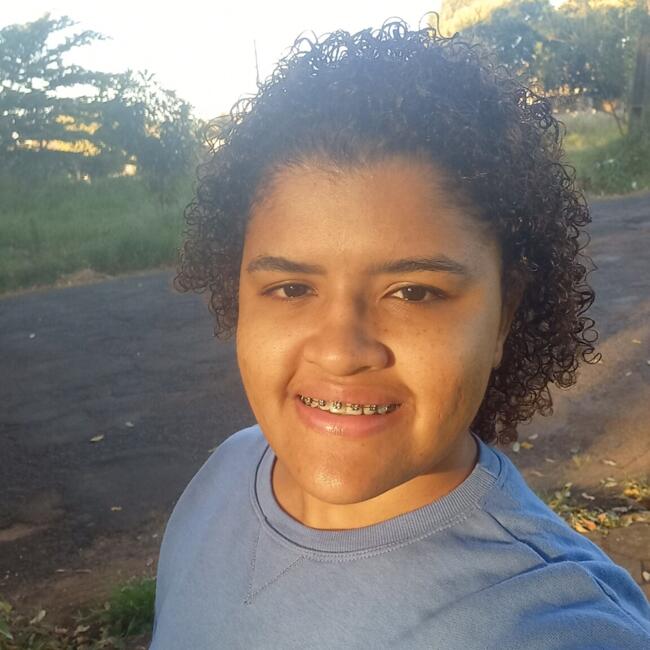 Babysitter in Martinópolis: Valéria Lourenço de