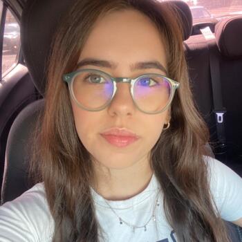 Babysitter in Canoas: Monyque