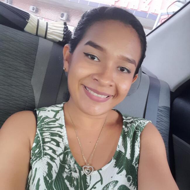 Babysitter in Puerto Caimito: Yaneth