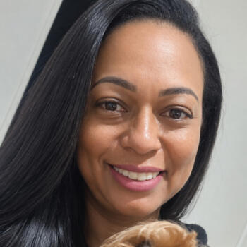 Babysitter Embu das Artes: Andreia