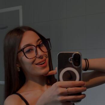 Babysitter in Argenton-les-Vallées: Lou