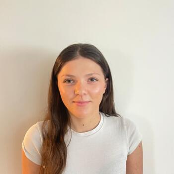 Babysitter Sadirac: Julie